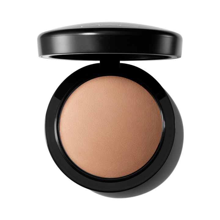 MAC Cosmetics - Mineral Skineralize Skinfinish Natural
